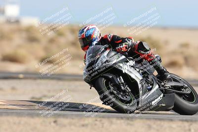 media/Nov-16-2025-Race Pace (Sun) [[8c5fa54630]]/Verified Riders/9-Turn 16 (150pm)/